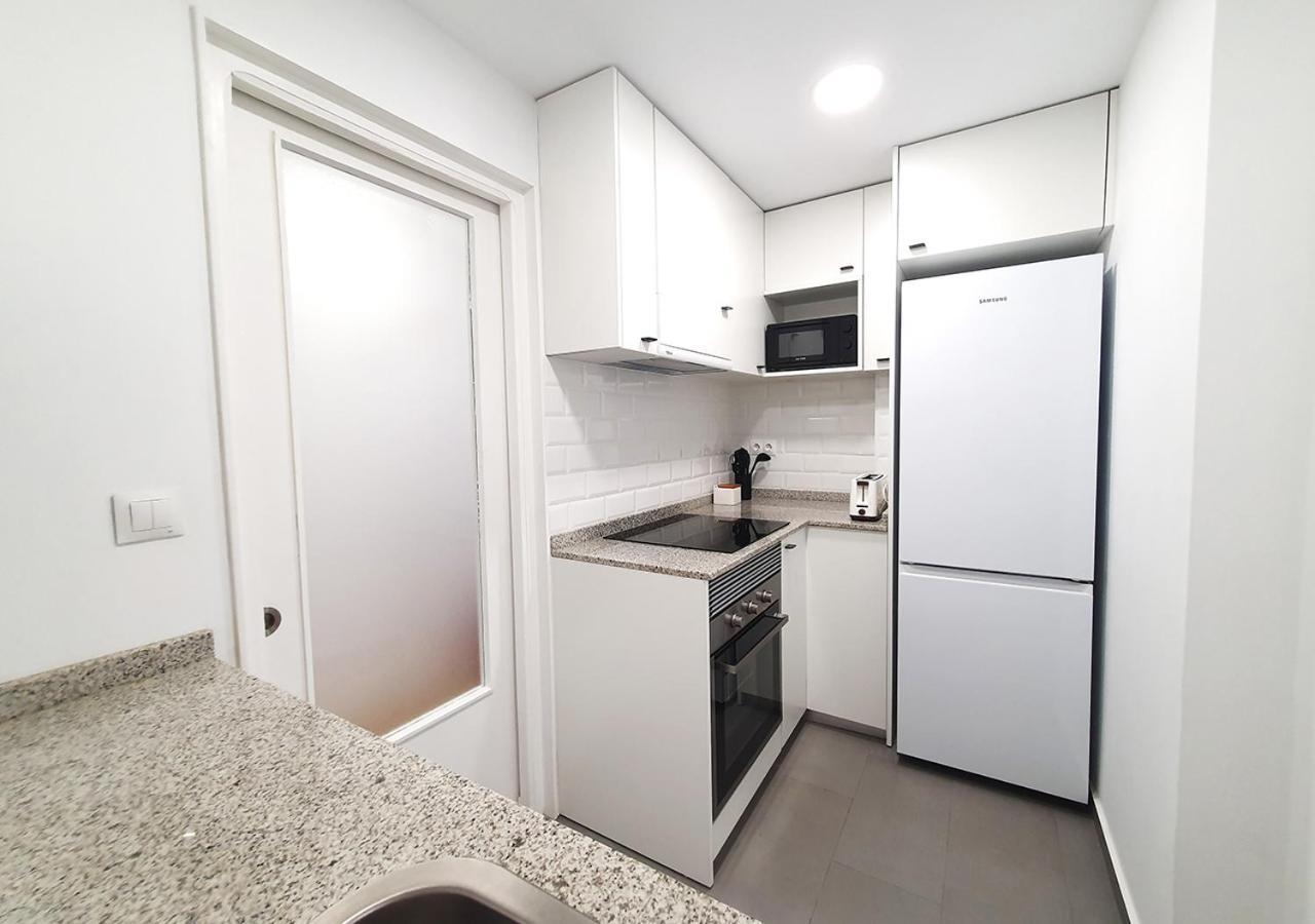 Acojedor Piso Cerca Del Metro Apartment กอร์เนยา เดอ ลูเบรอกาต ภายนอก รูปภาพ