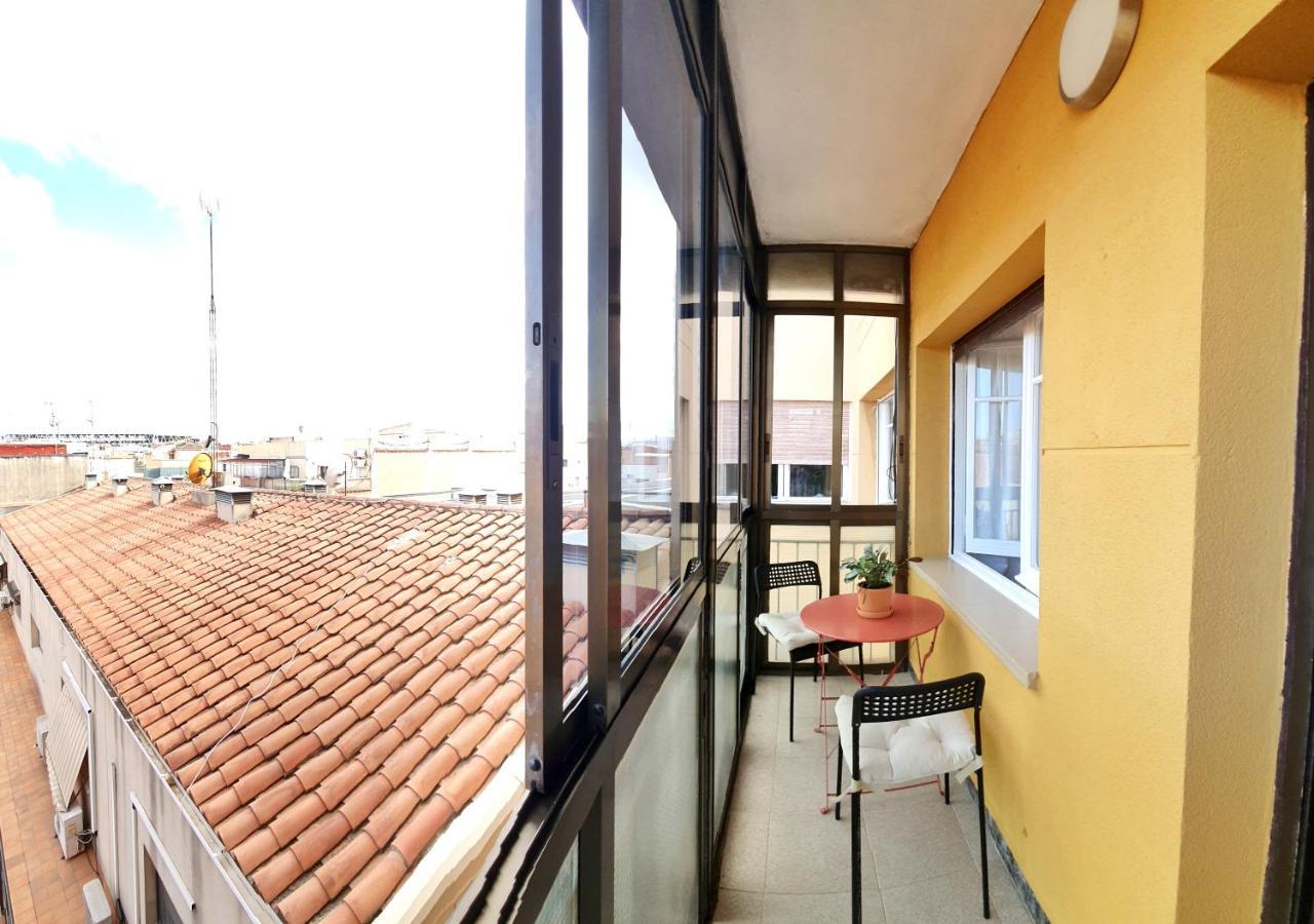 Acojedor Piso Cerca Del Metro Apartment กอร์เนยา เดอ ลูเบรอกาต ภายนอก รูปภาพ